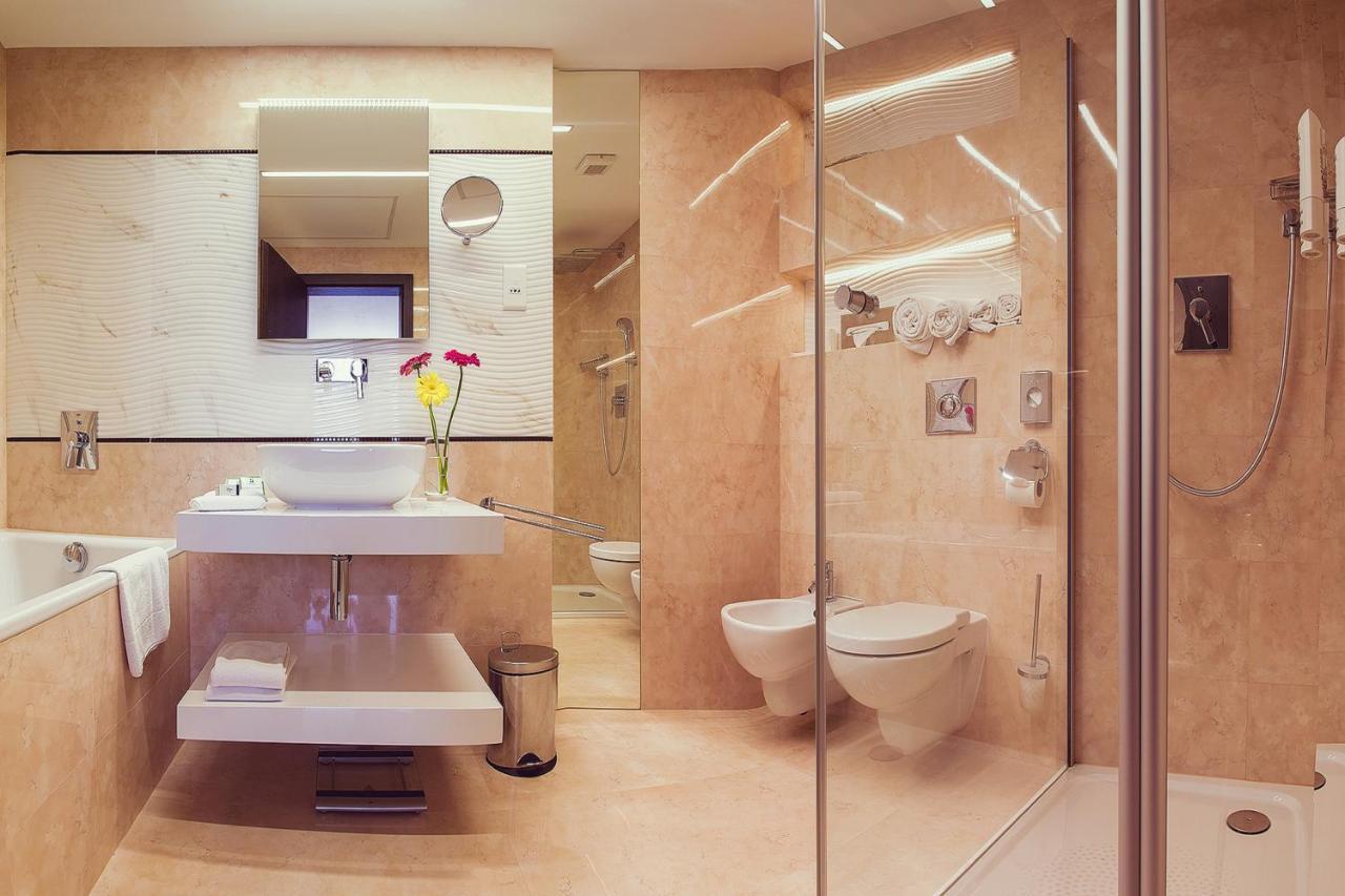 Holiday Inn Bratislava 4* Pressburg