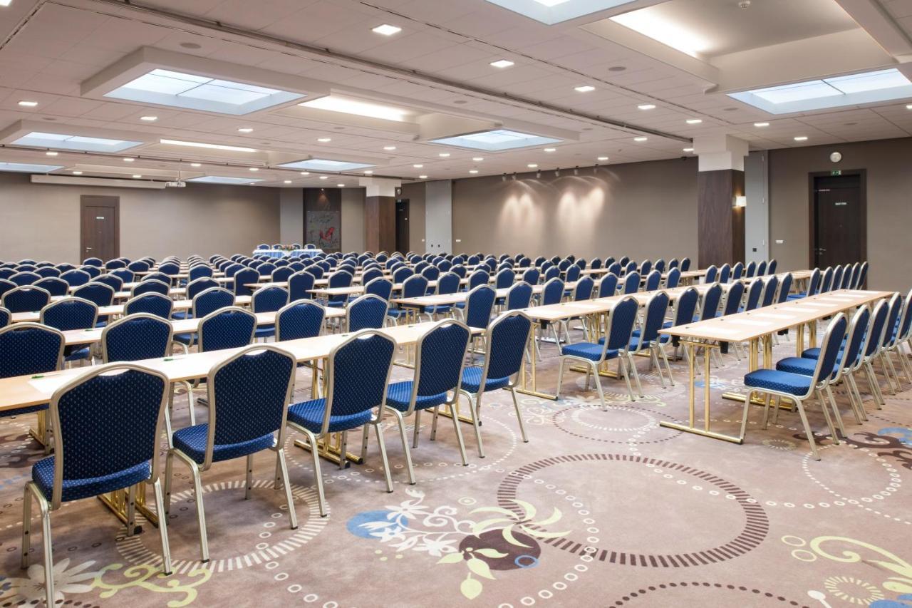 Holiday Inn Bratislava 4* Pressburg